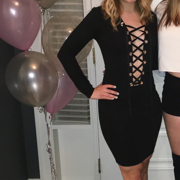 Small Little Black Dress of your dreams - Picture 1 of 2